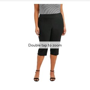 Plus Size Stretch Woven Capri with Tummy Contol